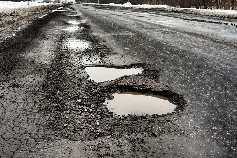 Asphalt Pothole Filling in Temecula, CA