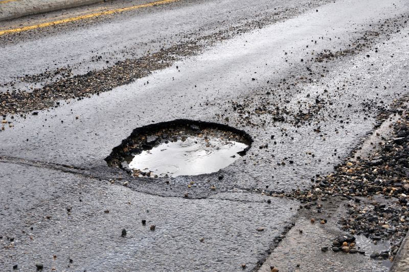 Asphalt Pothole Filling in Los Angeles, CA